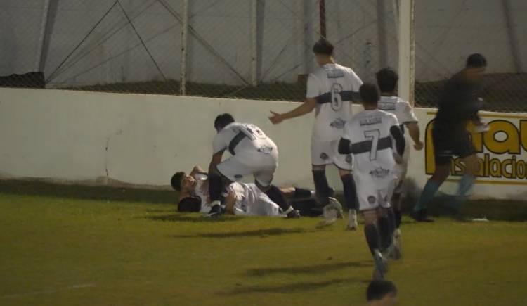 COPA PAÍS: LA LIGA ROCA SUPERÓ A LA DE VILLA MARÍA Y LLEGO A LA CIMA DE LA ZONA