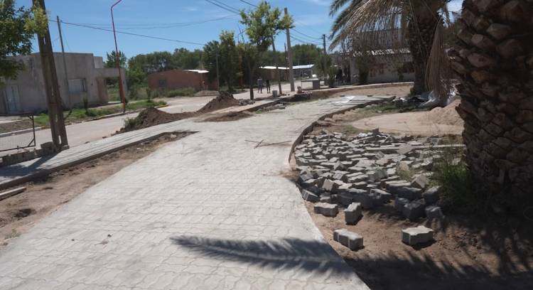 RECORRIDA DE OBRAS POR CAÑADA CHICA Y GESTIONES EN LA PROVINCIA