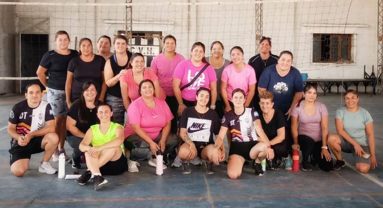 INCIÓ EL VOLEY DEL VILLA CON NOVEDADES