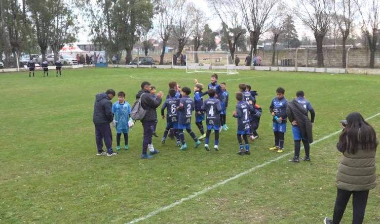 JUVENTUD SE METIÓ EN LAS TRES FINALES DE INFERIORES
